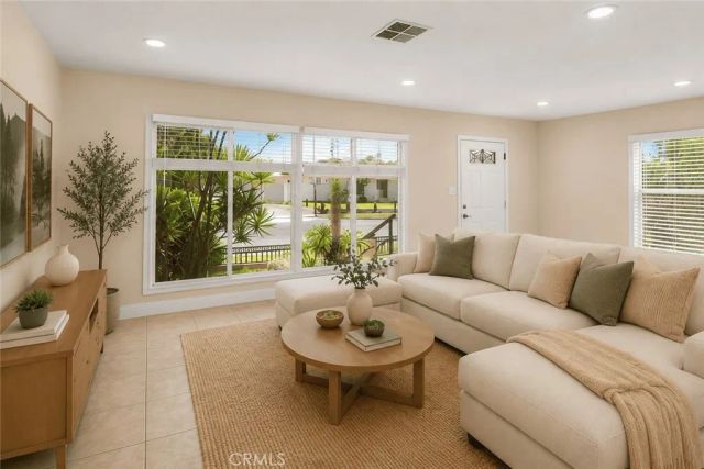 9848 La Docena Ln, Pico Rivera, CA 90660