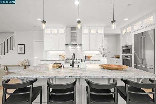 106 Southern Oak Dr, Pleasant Hill, CA 94523