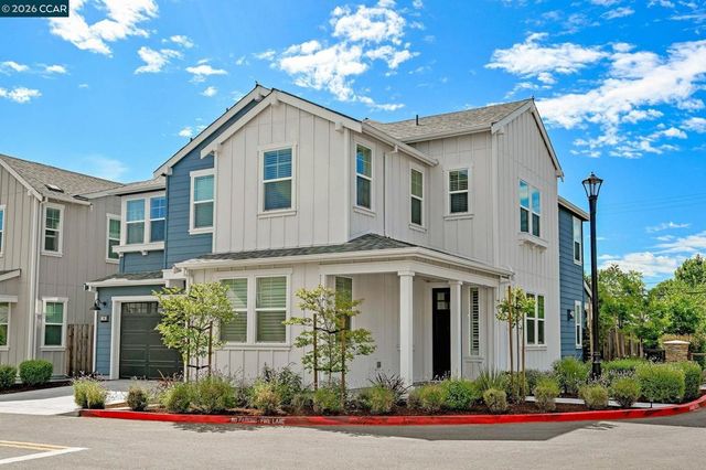 106 Southern Oak Dr, Pleasant Hill, CA 94523