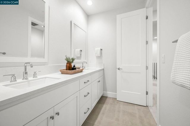 106 Southern Oak Dr, Pleasant Hill, CA 94523