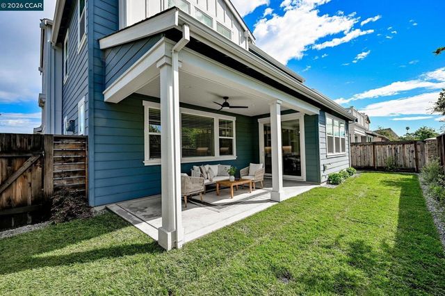 106 Southern Oak Dr, Pleasant Hill, CA 94523