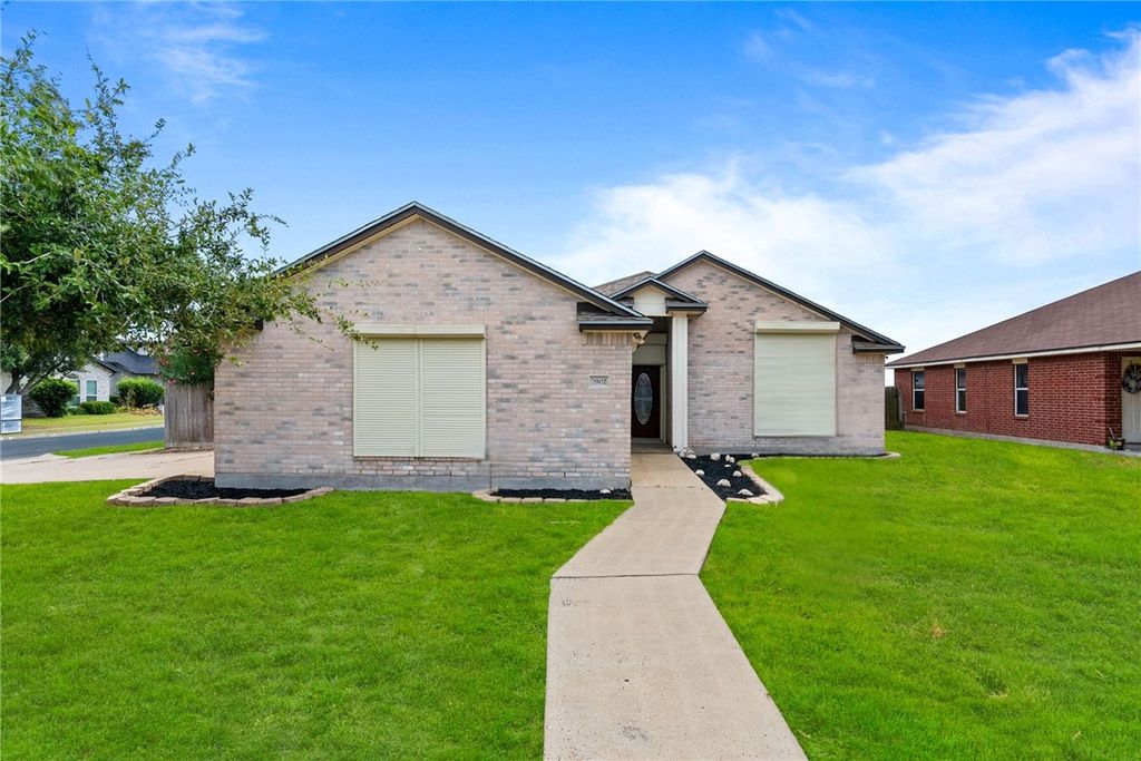 7902 Snake River Dr, Corpus Christi, TX 78414 — photo 3