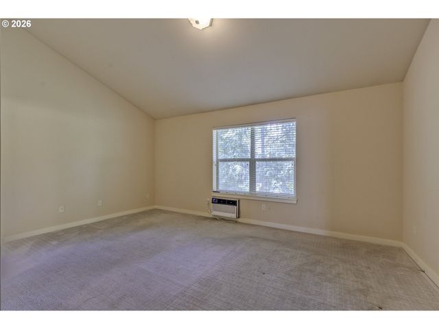 1923 Ne 50TH Way, Hillsboro, OR 97124