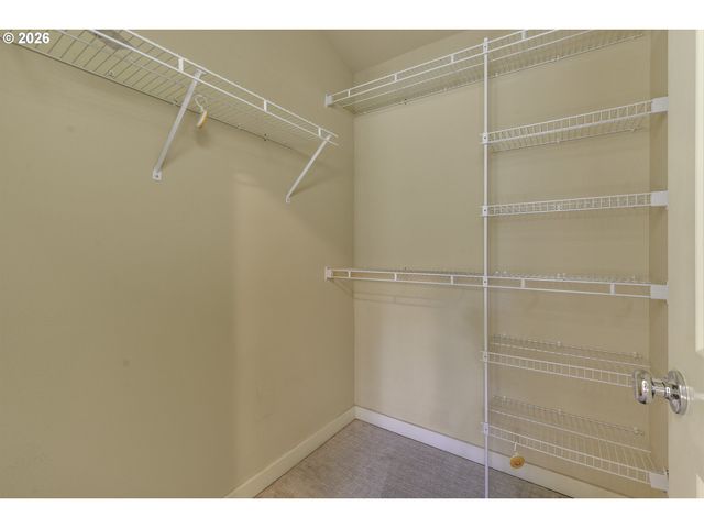 1923 Ne 50TH Way, Hillsboro, OR 97124