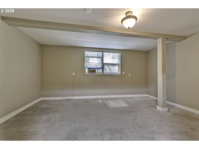 1923 Ne 50TH Way, Hillsboro, OR 97124