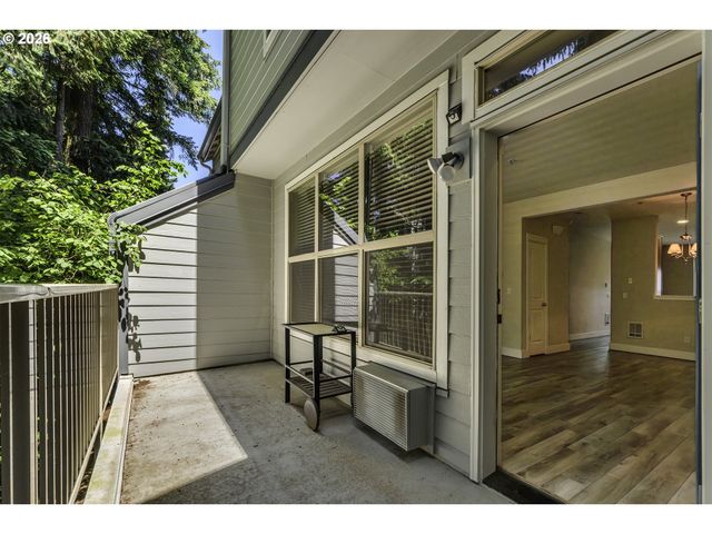 1923 Ne 50TH Way, Hillsboro, OR 97124