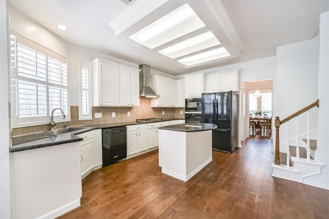 7906 Scenic Canyon Lane, Houston, TX 77095