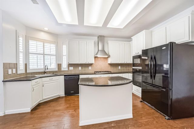 7906 Scenic Canyon Lane, Houston, TX 77095