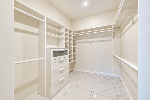 7906 Scenic Canyon Lane, Houston, TX 77095