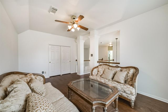 7906 Scenic Canyon Lane, Houston, TX 77095