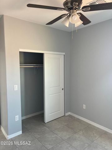 1817 S 30th Place, Tucson, AZ 85713