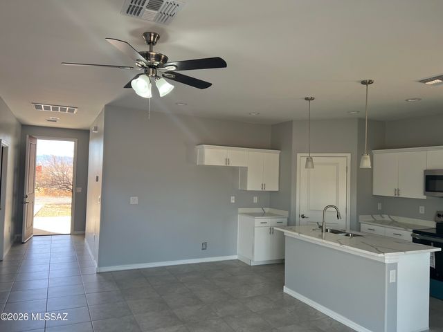 1817 S 30th Place, Tucson, AZ 85713