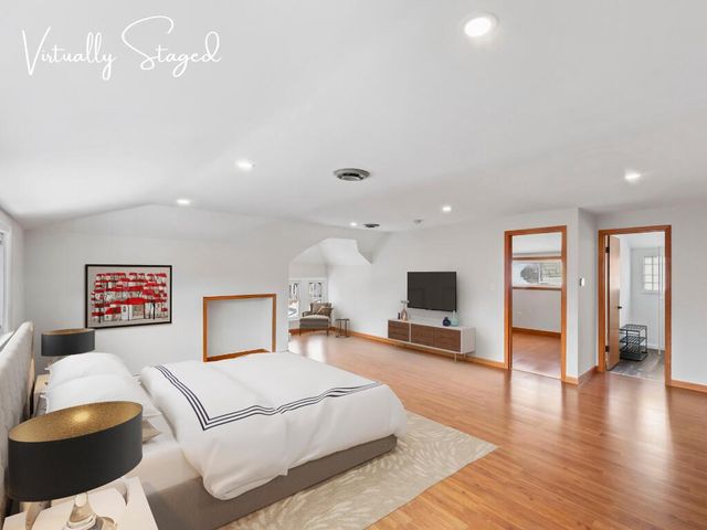 2356 N 66th STREET, Wauwatosa, WI 53213