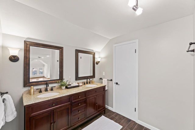 2356 N 66th STREET, Wauwatosa, WI 53213