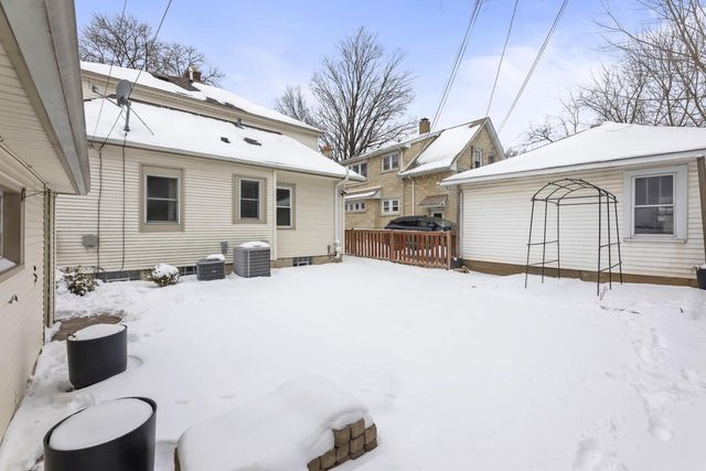 2356 N 66th STREET, Wauwatosa, WI 53213