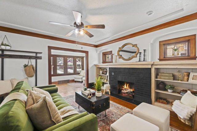 2356 N 66th STREET, Wauwatosa, WI 53213