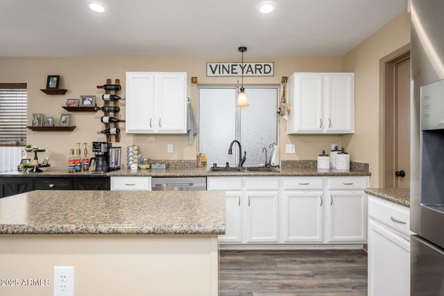 1723 E PONTIAC Drive, Phoenix, AZ 85024