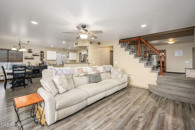 1723 E PONTIAC Drive, Phoenix, AZ 85024