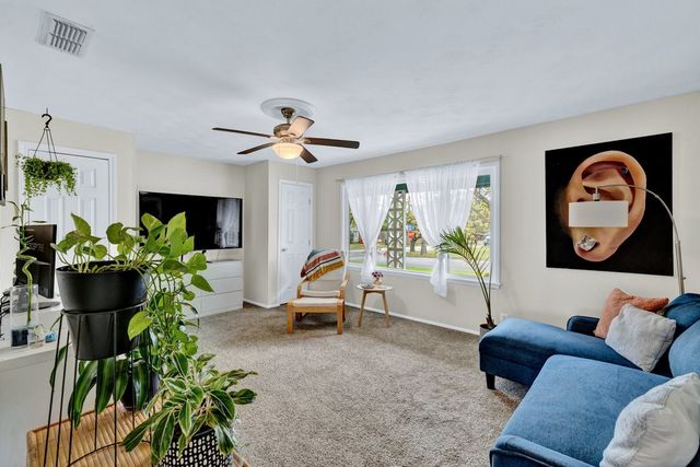 3900 Caddo Trail, Lake Worth, TX 76135