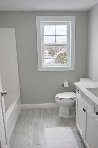 46 Holt Road A, Buzzards Bay, MA 02532