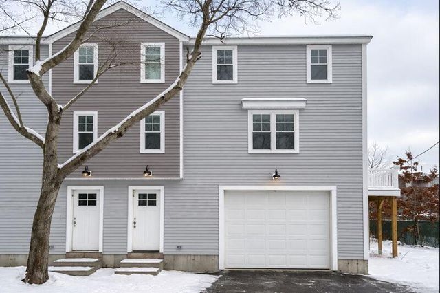 46 Holt Road A, Buzzards Bay, MA 02532