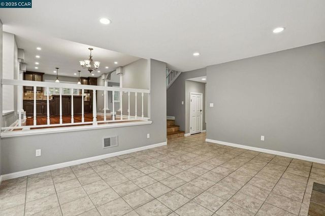 3025 Sunflower Dr, Antioch, CA 94531