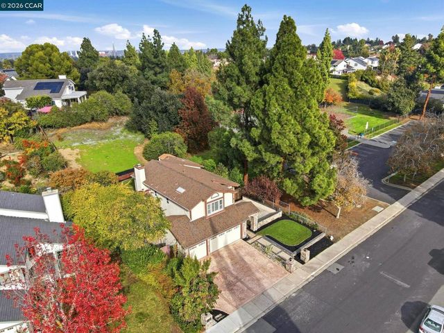 3025 Sunflower Dr, Antioch, CA 94531