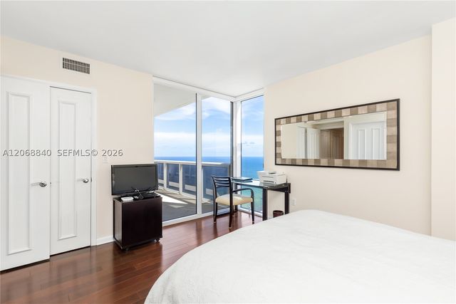 1850 S Ocean Dr 4404, Hallandale Beach, FL 33009