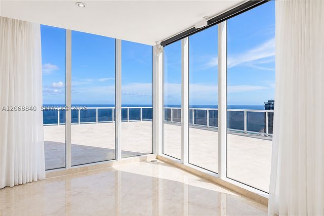1850 S Ocean Dr 4404, Hallandale Beach, FL 33009