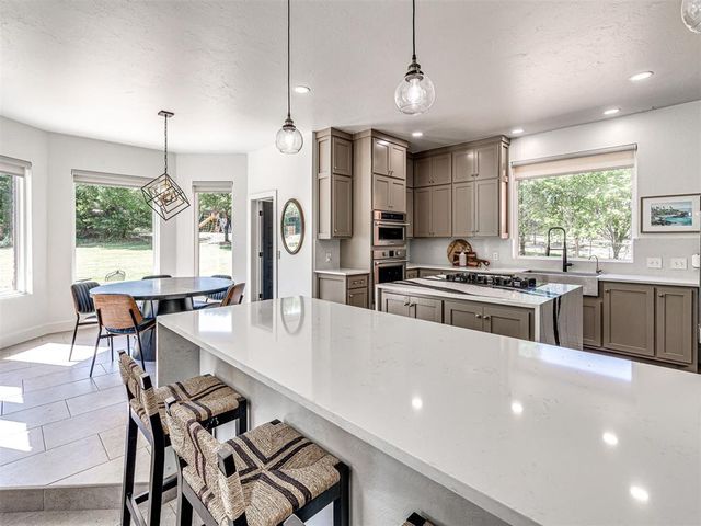 2113 Highlands Landing, Edmond, OK 73013