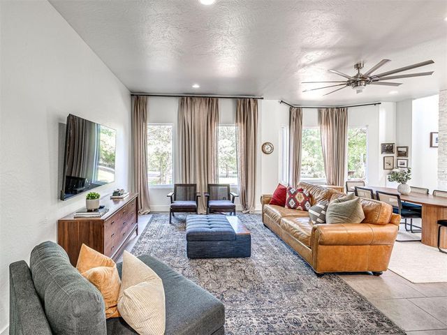 2113 Highlands Landing, Edmond, OK 73013