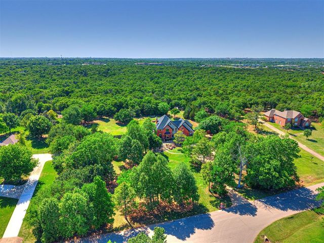 2113 Highlands Landing, Edmond, OK 73013