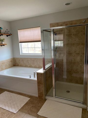 3032 Long Common Parkway, Elgin, IL 60124