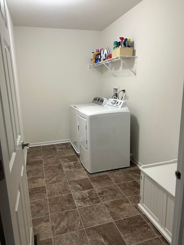 3032 Long Common Parkway, Elgin, IL 60124