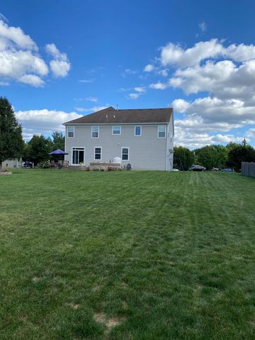 3032 Long Common Parkway, Elgin, IL 60124