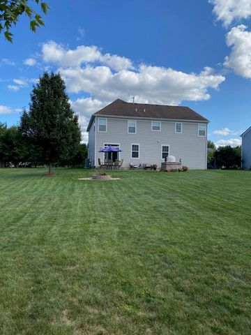 3032 Long Common Parkway, Elgin, IL 60124