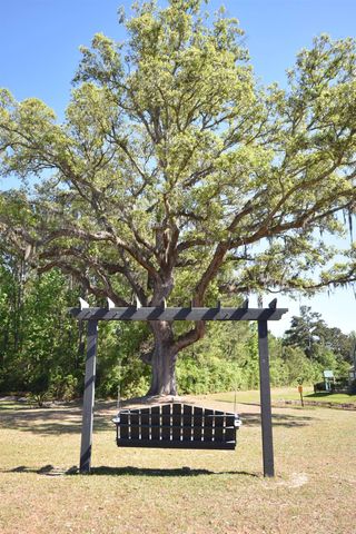 385 Castaway Key Dr., Pawleys Island, SC 29585