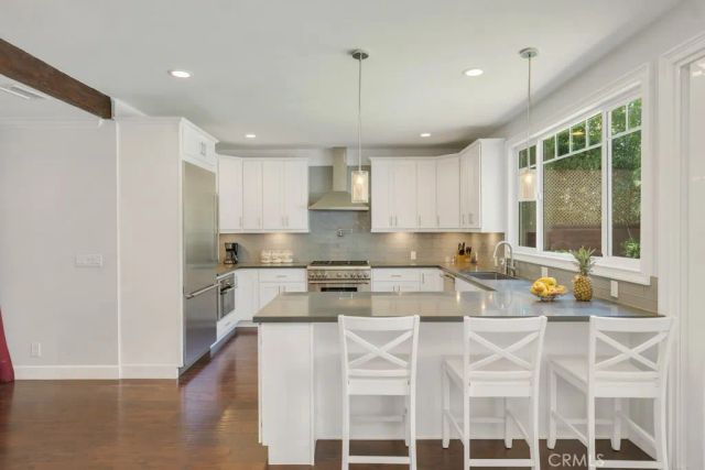5463 Norwich Avenue, Sherman Oaks, CA 91411