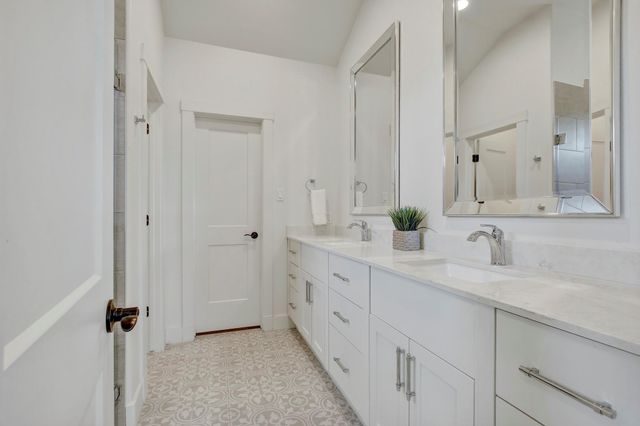 21814 Bluejay BLVD, Lago Vista, TX 78645