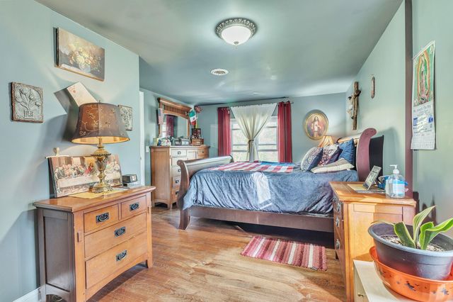 6187 Cleveland Street, Merrillville, IN 46410