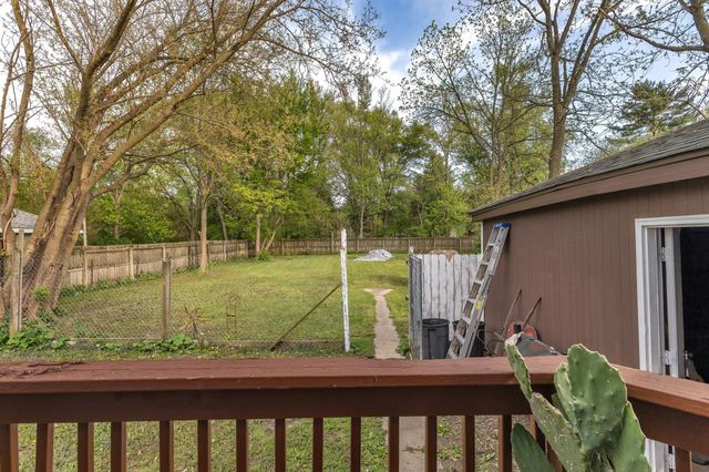6187 Cleveland Street, Merrillville, IN 46410