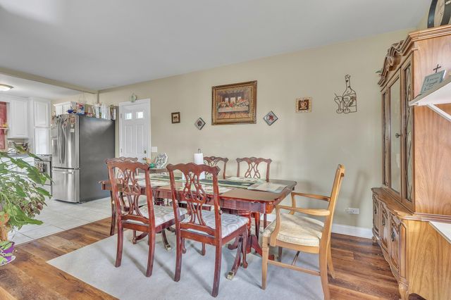 6187 Cleveland Street, Merrillville, IN 46410