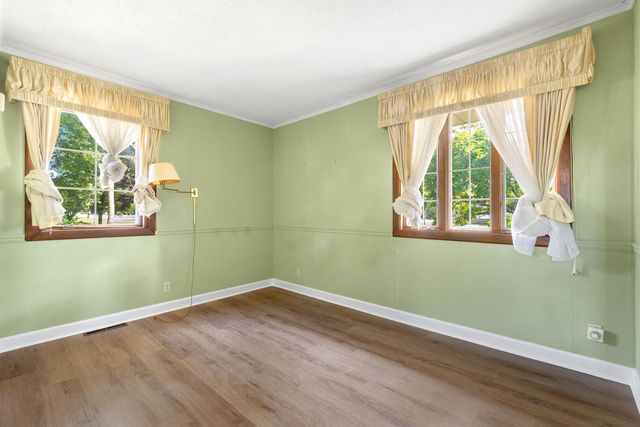 17606 N Burnham Avenue, Lansing, IL 60438