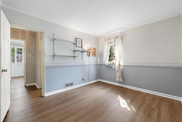 17606 N Burnham Avenue, Lansing, IL 60438