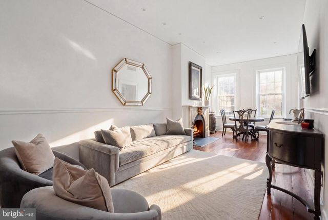 319 C ST SE, Washington, DC 20003