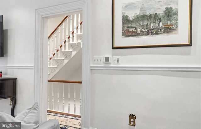 319 C ST SE, Washington, DC 20003