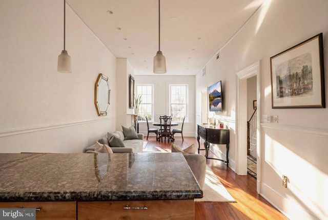 319 C ST SE, Washington, DC 20003
