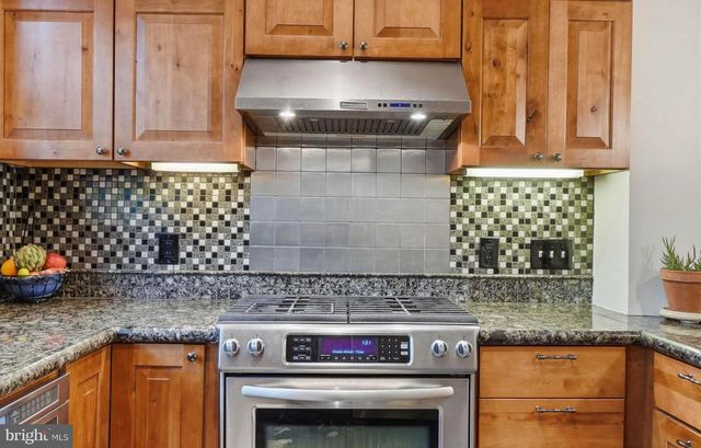 319 C ST SE, Washington, DC 20003