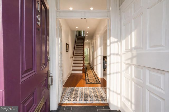319 C ST SE, Washington, DC 20003