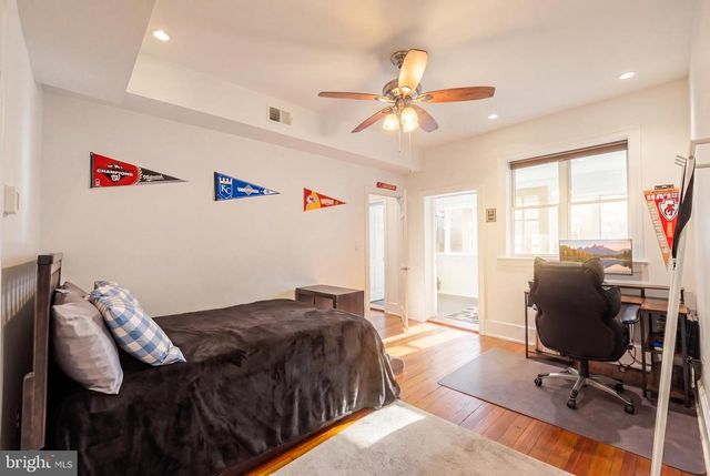 319 C ST SE, Washington, DC 20003